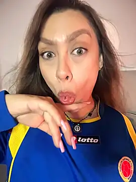 Im sophiie online show from 18, 6, 2026
