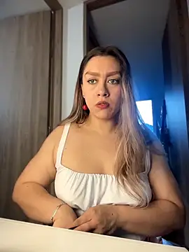 Im sophiie online show from 21, 6, 2026