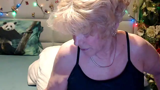 HappyWomanOn online show from 6, 6, 2026