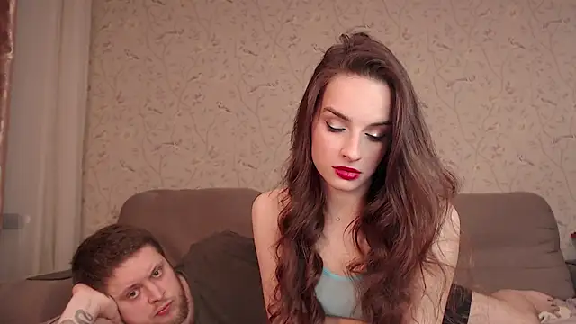 Bonnie69ClydeLove online show from 22, 1, 2025