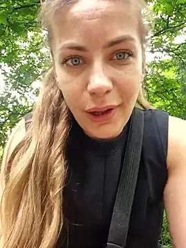 Keli Jessi online show from 23, 5, 2026