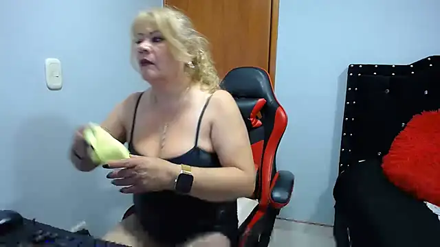 Ursulawhite69 online show from 21, 6, 2026