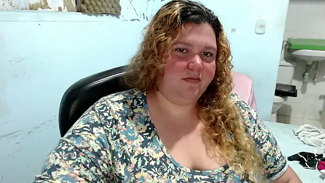 squirt322bbw online show from 18, 6, 2026