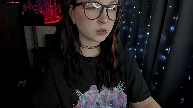 t0riayun0 online show from 23, 3, 2026