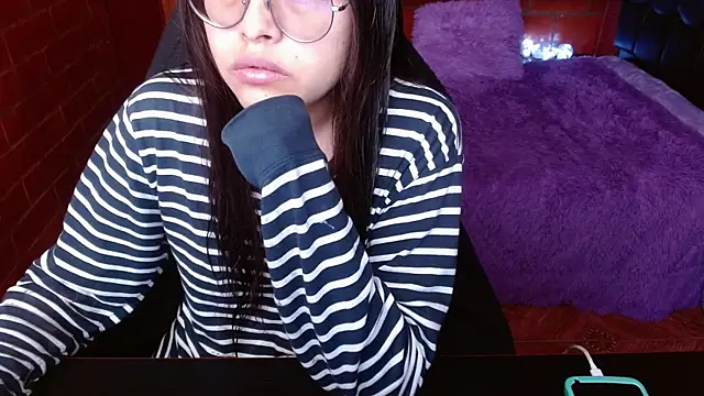 MidoriQuiinn online show from 20, 6, 2026