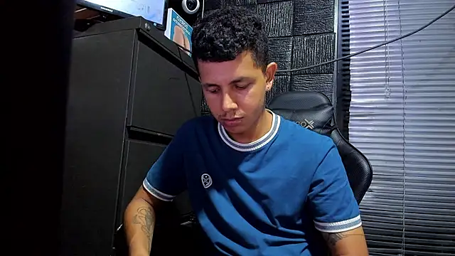 boy bigcock24cm online show from 14, 6, 2026