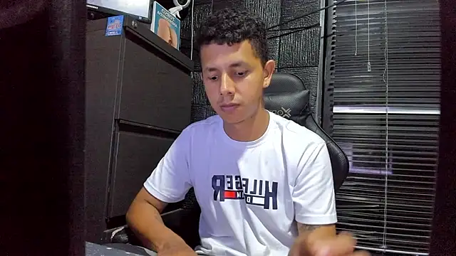 boy bigcock24cm online show from 20, 6, 2026