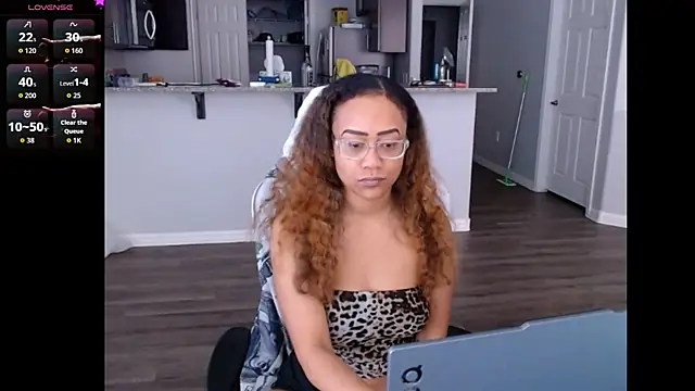 RylHoneyy online show from 21, 6, 2026