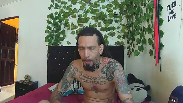 Snapshot of caribbeanlover1 chatting on 19, 5, 2026 caribbeanlover1 online show from 19, 5, 2026