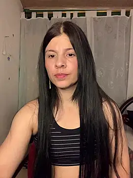 Estefani 32 online show from 13, 6, 2026