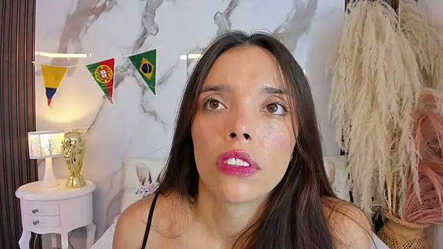 hannahill69 online show from 24, 6, 2026