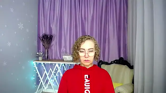queen a n i online show from 18, 6, 2026