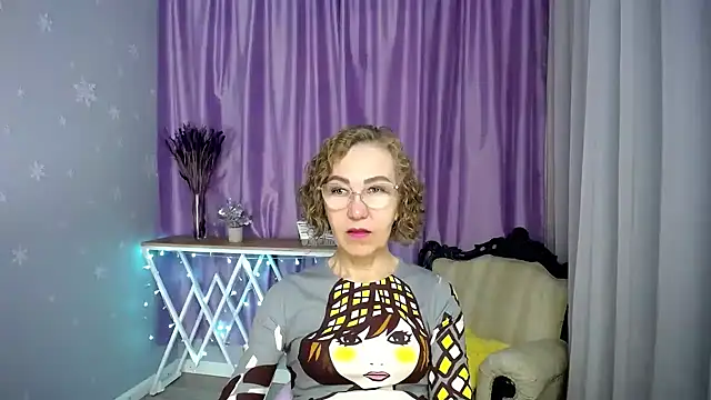 queen a n i online show from 21, 6, 2026
