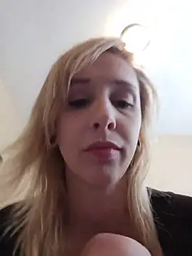 AmethystFoxx online show from 8, 6, 2026