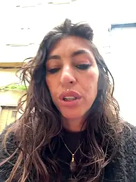 amanilouve online show from 10, 6, 2026