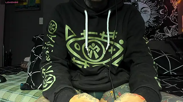 Snapshot of josh__ackerman chatting on 15, 4, 2026 josh ackerman online show from 15, 4, 2026