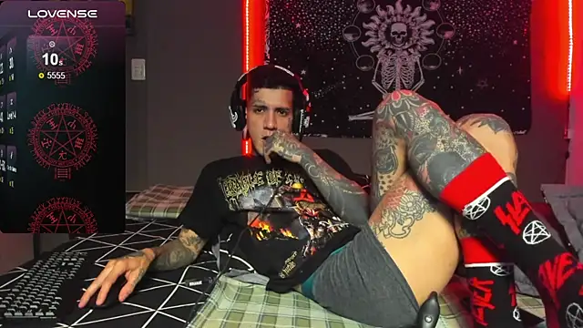 Snapshot of josh__ackerman chatting on 22, 4, 2026 josh ackerman online show from 22, 4, 2026