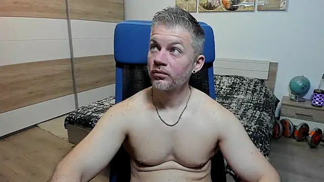 Snapshot of RobbyShawz chatting on 9, 5, 2026 RobbyShawz online show from 9, 5, 2026