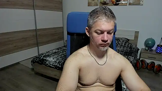 Snapshot of RobbyShawz chatting on 10, 5, 2026 RobbyShawz online show from 10, 5, 2026