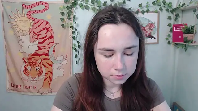 VeryVeryVeryShy  online show from 13, 6, 2026