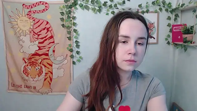 VeryVeryVeryShy  online show from 17, 6, 2026