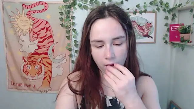VeryVeryVeryShy  online show from 18, 6, 2026