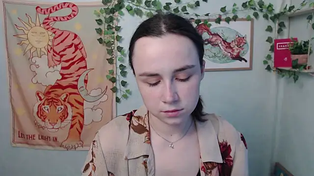 VeryVeryVeryShy  online show from 19, 6, 2026
