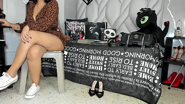 MirandaHaguen online show from 26, 6, 2026