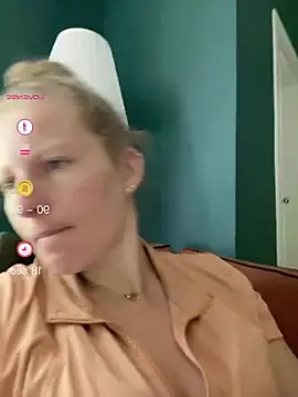 Girlnina-1995 online show from 22, 6, 2026
