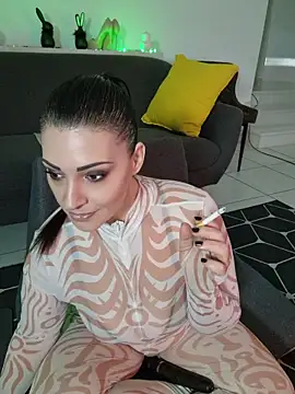 AryaSummersReal online show from 14, 6, 2026