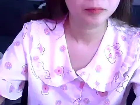 Bee 2k online show from 4, 6, 2026