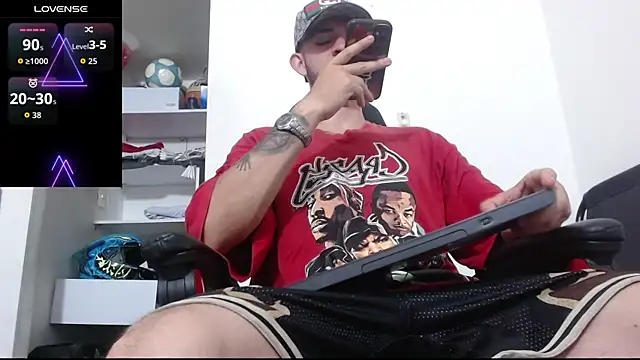 Snapshot of freestyle_blake1 chatting on 6, 11, 2025 freestyle blake1 online show from 6, 11, 2025