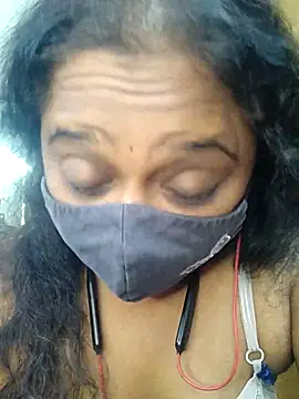 sexynayan23 online show from 25, 6, 2026