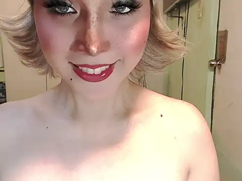 Ezradeliciosa online show from 11, 6, 2026