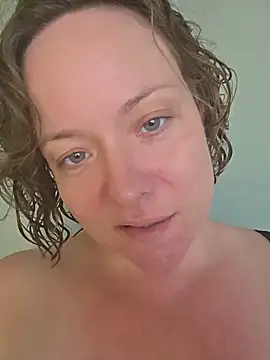 julimonroe online show from 6, 6, 2026