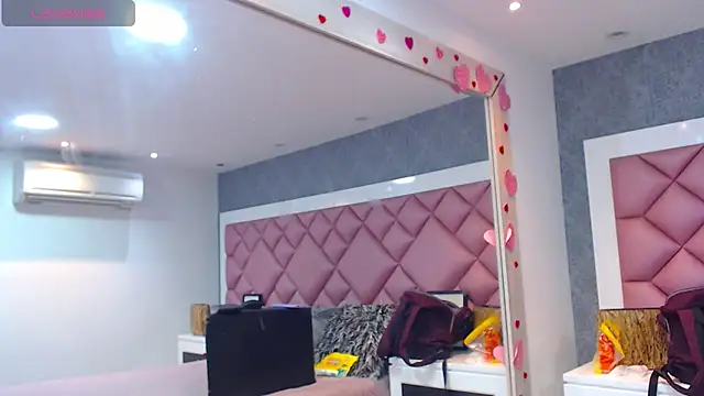 DanielaDuff online show from 5, 6, 2026