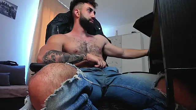 liamaesthetic online show from 9, 6, 2026