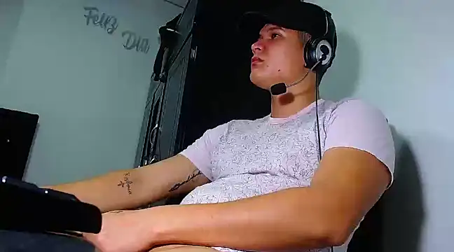 PhoenixGnz online show from 9, 3, 2025