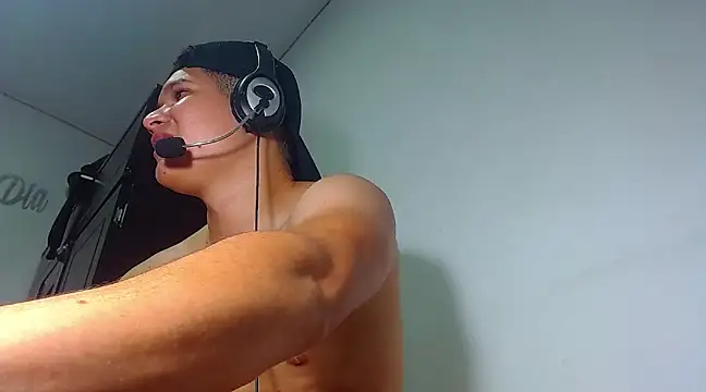 PhoenixGnz online show from 9, 3, 2025