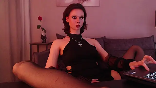 ursula davis online show from 13, 6, 2026