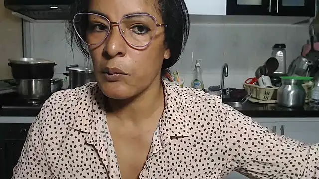 kateleyagrey online show from 17, 6, 2026