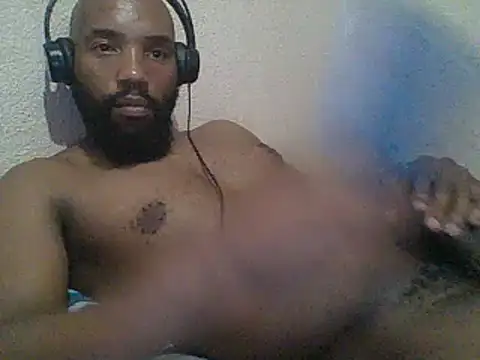KAYBEEDEFREAK online show from 7, 1, 2025