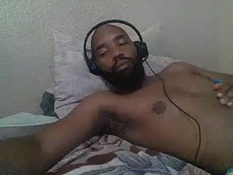 KAYBEEDEFREAK online show from 7, 2, 2025