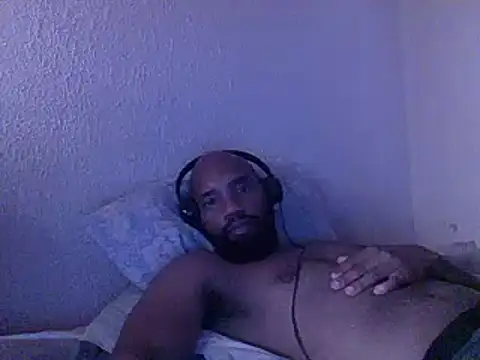 KAYBEEDEFREAK online show from 7, 2, 2025