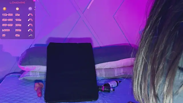 emmajohnss online show from 5, 6, 2026