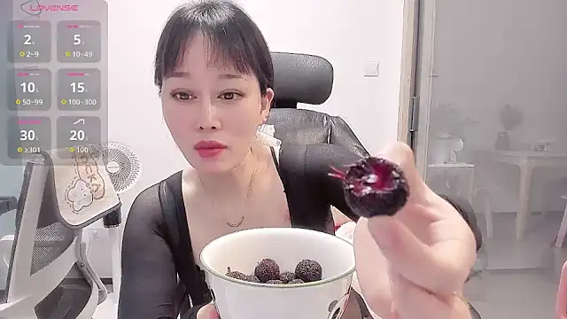 Vivian-6 online show from 14, 6, 2026