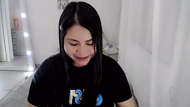 Snapshot of Youlittlepervertt_ chatting on 8, 6, 2026 Youlittlepervertt online show from 8, 6, 2026
