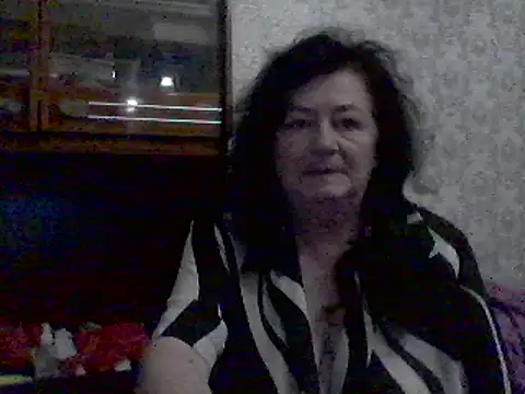 GypsiQueen2 online show from 10, 3, 2025