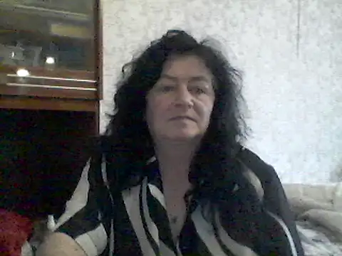 GypsiQueen2 online show from 17, 3, 2025