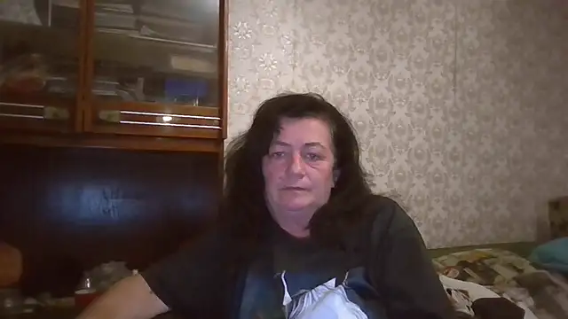 GypsiQueen2 online show from 18, 9, 2025